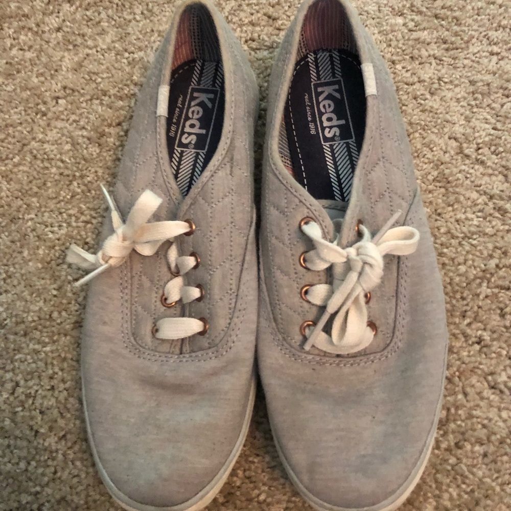 Gray keds sneakers!
